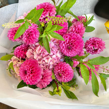 Load image into Gallery viewer, * Florist Choice Bouquet - aka 'Trust Us'