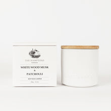 Load image into Gallery viewer, Hamptons Large Soy Wax Candle