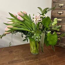 Load image into Gallery viewer, * Florist Choice Seasonal Arrangement - Always Recommended
