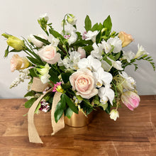 Load image into Gallery viewer, * Florist Choice Seasonal Arrangement - Always Recommended
