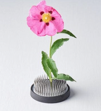 Load image into Gallery viewer, Ikebana Kenzan Pin
