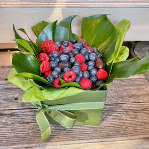 Berry Leaf Wrap Box