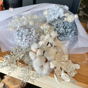 Everlasting Flower Bouquet