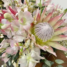 Load image into Gallery viewer, * Florist Choice Seasonal Arrangement - Always Recommended
