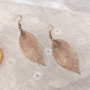 Leaf Cutout Earrings