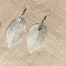Load image into Gallery viewer, Leaf Cutout Earrings
