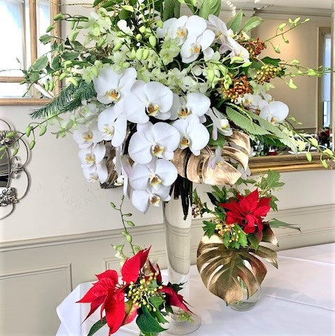 Lux Christmas Side Board Flowers
