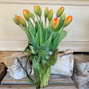 * Florist Choice Seasonal Arrangement - Always Recommended